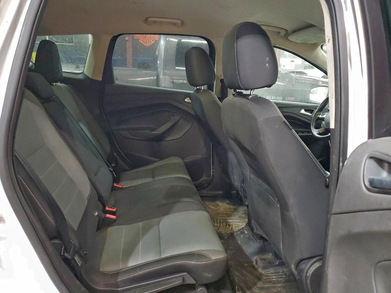 Photo 11 from auction – 2016 FORD ESCAPE with VIN 1FMCU9GX3GUB68464