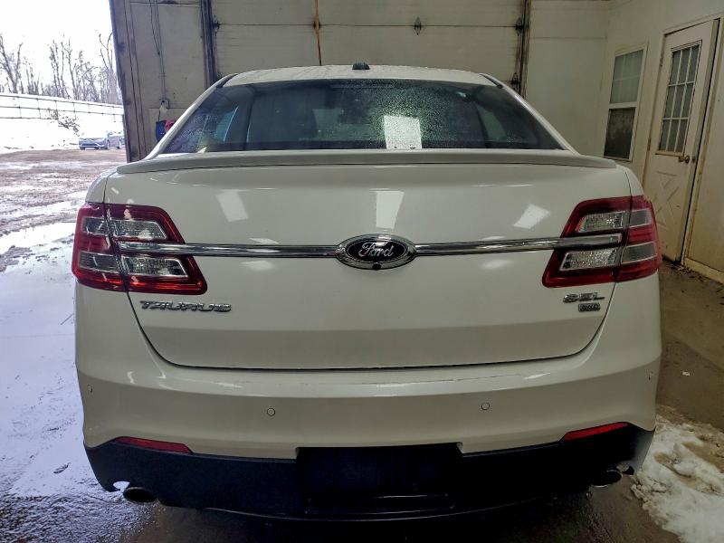 Photo 6 from auction – 2015 FORD TAURUS SEL with VIN 1FAHP2H84FG193795