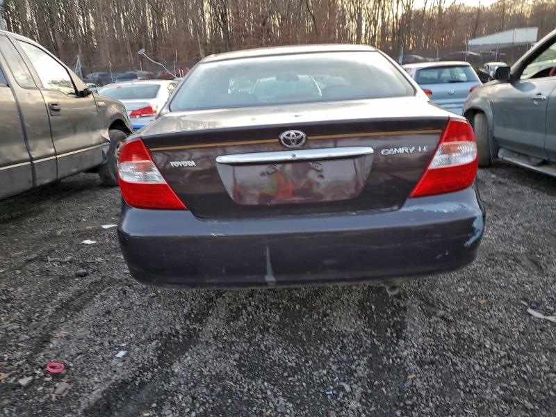 Photo 6 from auction – 2003 TOYOTA CAMRY LE with VIN 4T1BE32K33U710920