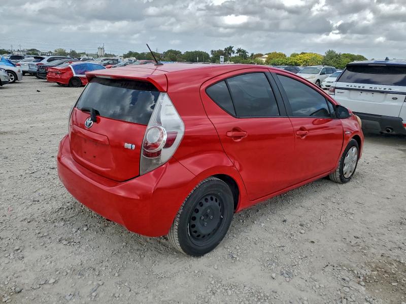 Photo 3 from auction – 2012 TOYOTA PRIUS C with VIN JTDKDTB3XC1515365