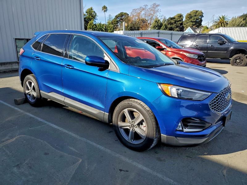 Photo 4 from auction – 2023 FORD EDGE SEL with VIN 2FMPK4J97PBA07402
