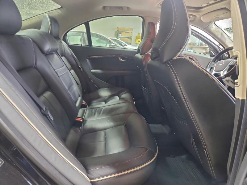 Photo 10 from auction – 2010 VOLVO S80 V8 with VIN YV1852AR3A1125111