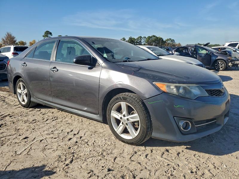 Photo 4 from auction – 2014 TOYOTA CAMRY L with VIN 4T1BF1FK8EU435558