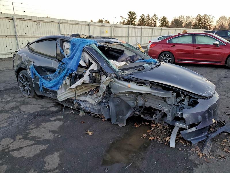 Photo 4 from auction – 2022 TESLA MODEL 3 with VIN 5YJ3E1EB7NF127173