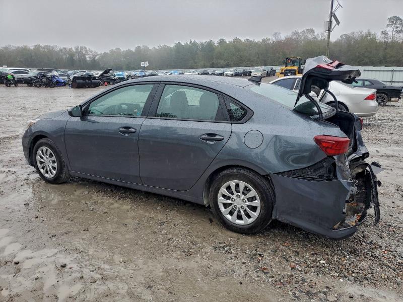 Photo 2 from auction – 2020 KIA FORTE with VIN 3KPF24AD9LE203428