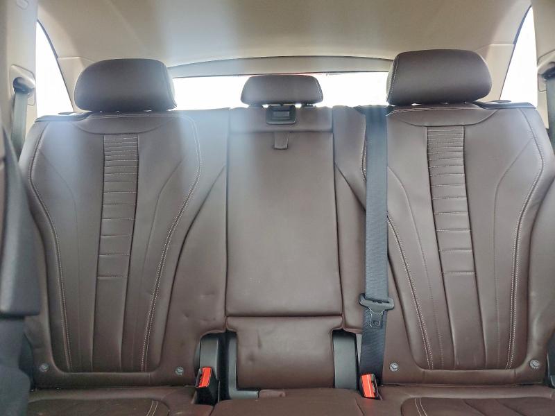 Photo 10 from auction – 2016 BMW X5 SDRIVE3 with VIN 5UXKR2C52G0H42641