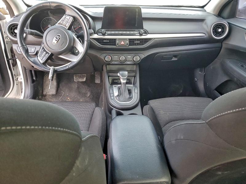 Photo 8 from auction – 2021 KIA FORTE FE with VIN 3KPF24AD6ME345656