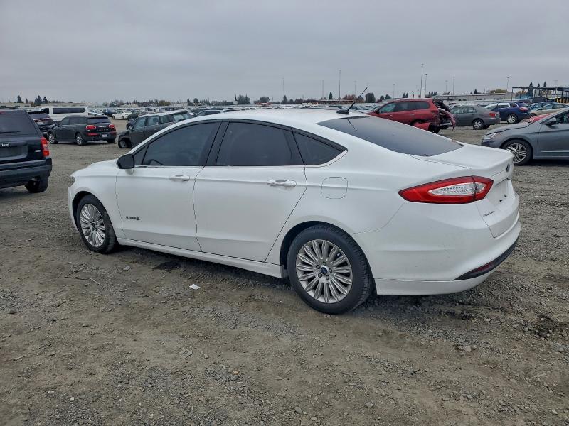 Photo 2 from auction – 2015 FORD FUSION SE with VIN 3FA6P0LU1FR195657