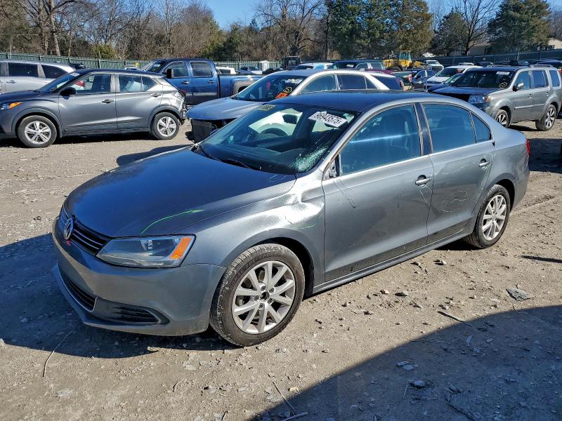 VOLKSWAGEN JETTA SE 2013 with VIN 3VWDX7AJ3DM257599 - Photo from auction