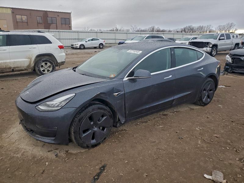 TESLA MODEL 3 2019 with VIN 5YJ3E1EB6KF452201 - Photo from auction