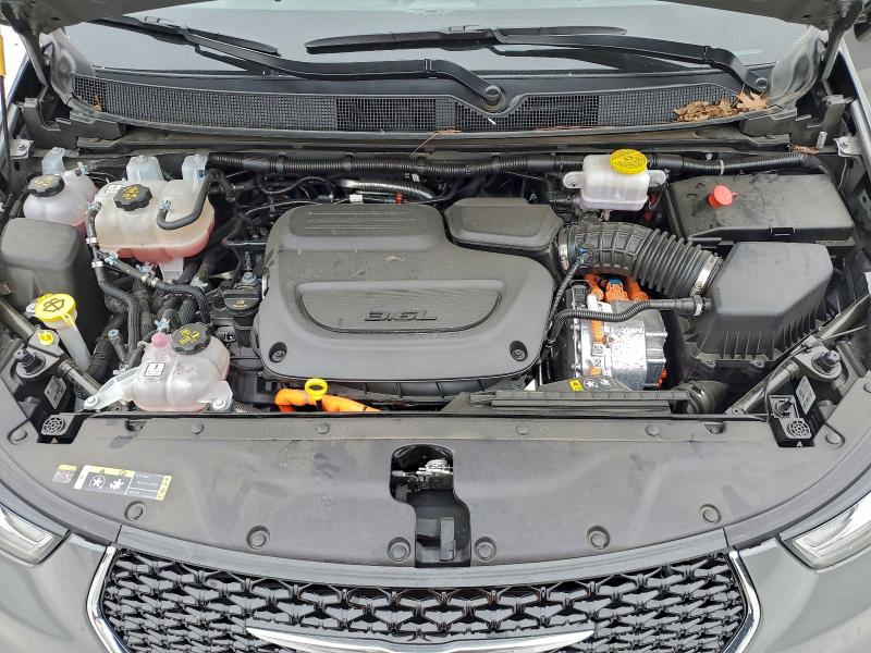 Photo 12 from auction – 2025 CHRYSLER PACIFICA H with VIN 2C4RC1S71SR563128