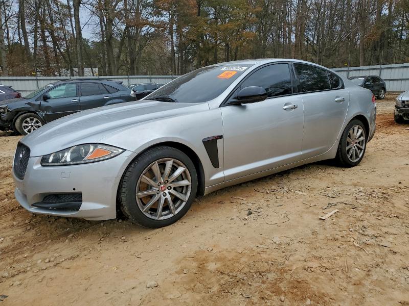 JAGUAR XF 2014 with VIN SAJWA0ES8EPU15889 - Photo from auction