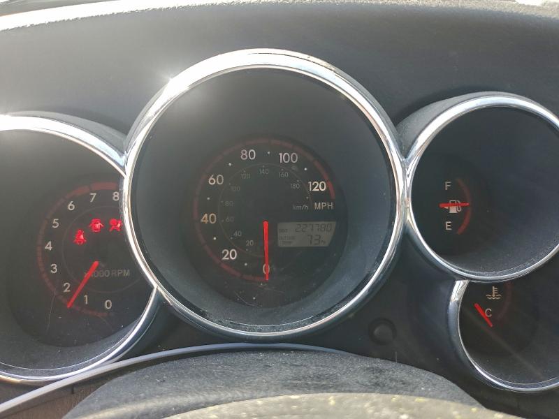 Photo 9 from auction – 2005 PONTIAC VIBE with VIN 5Y2SL63865Z483601