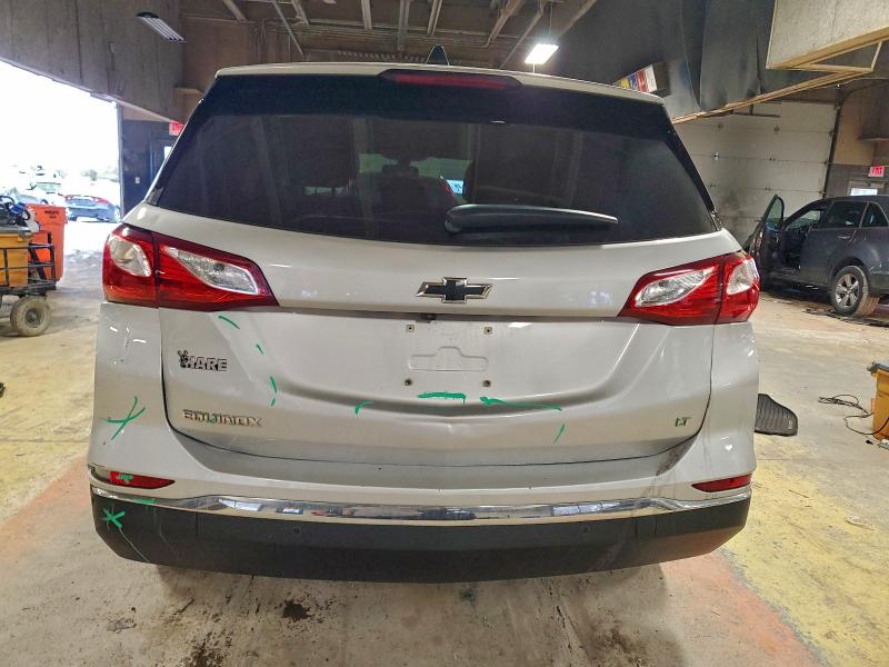Photo 6 from auction – 2019 CHEVROLET EQUINOX LT with VIN 2GNAXKEV2K6128094
