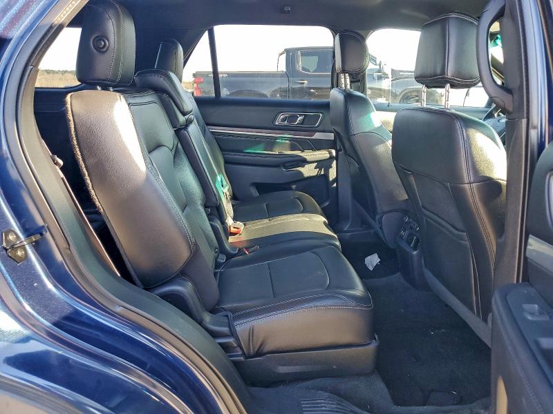 Фото 11 с аукциона – 2016 FORD EXPLORER L с VIN 1FM5K8F88GGC23671