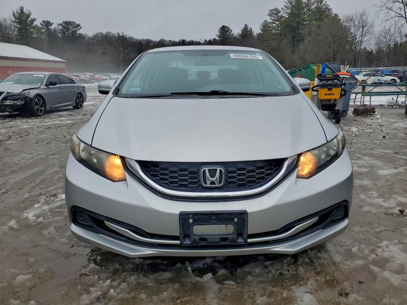 Photo 5 from auction – 2015 HONDA CIVIC LX with VIN 19XFB2F56FE084957