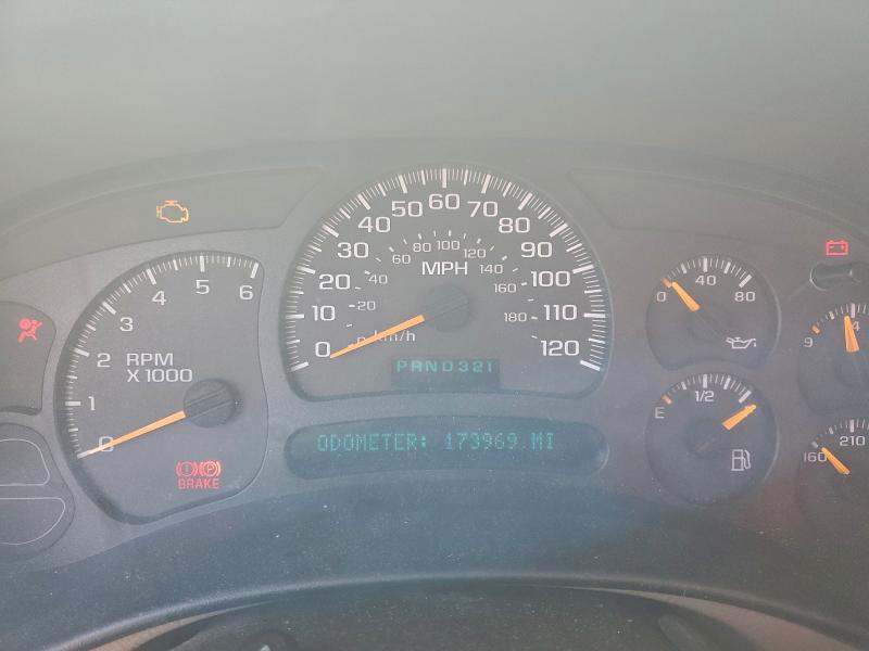 Photo 9 from auction – 2003 CHEVROLET SILVERADO with VIN 1GCEC19V33Z120165