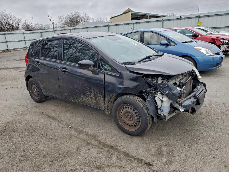 Photo 4 from auction – 2015 NISSAN VERSA NOTE with VIN 3N1CE2CP1FL360430