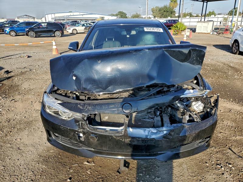 Photo 5 from auction – 2018 BMW 330 XI with VIN WBA8D9G54JNU67677