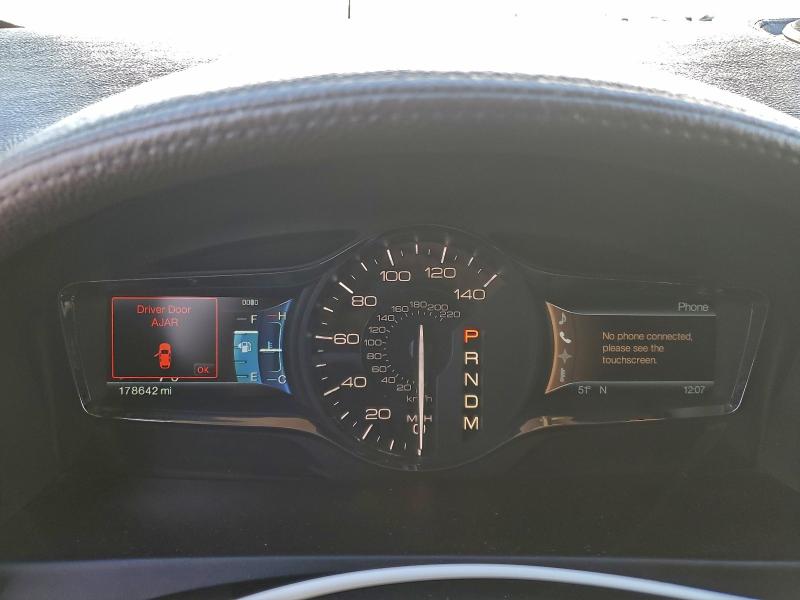 Photo 9 from auction – 2011 LINCOLN MKX with VIN 2LMDJ8JK5BBJ06376