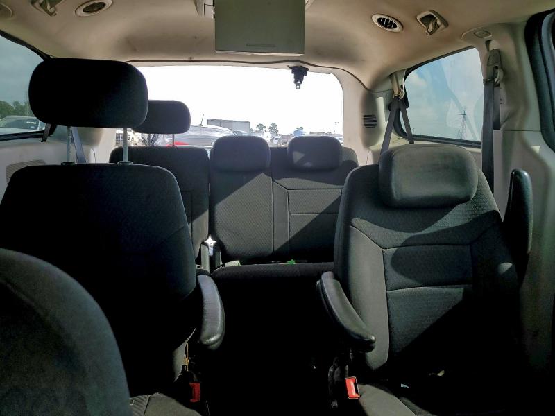 Photo 10 from auction – 2010 DODGE GRAND CARA with VIN 2D4RN5D1XAR444778