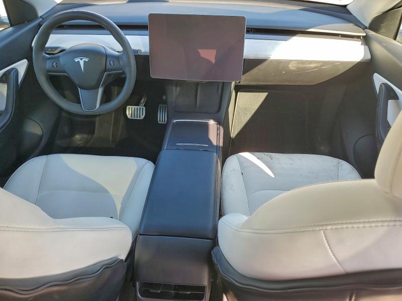 Photo 8 from auction – 2022 TESLA MODEL Y with VIN 7SAYGDEF1NF405539