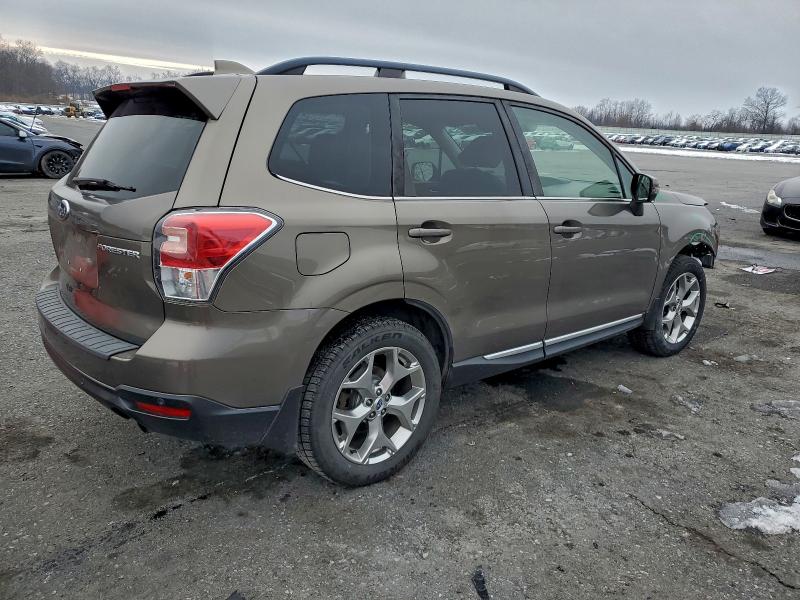 Photo 3 from auction – 2018 SUBARU FORESTER 2 with VIN JF2SJAWC5JH438871