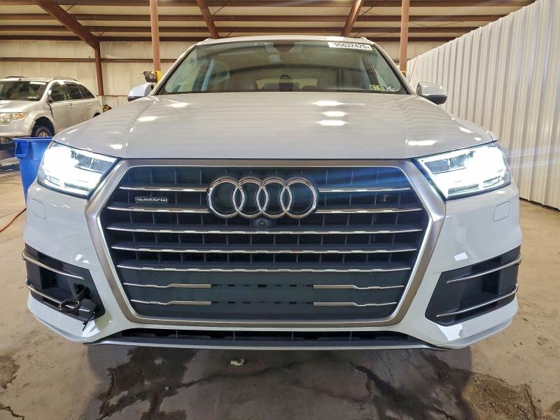 Photo 5 from auction – 2018 AUDI Q7 PREMIUM with VIN WA1LHAF79JD031736