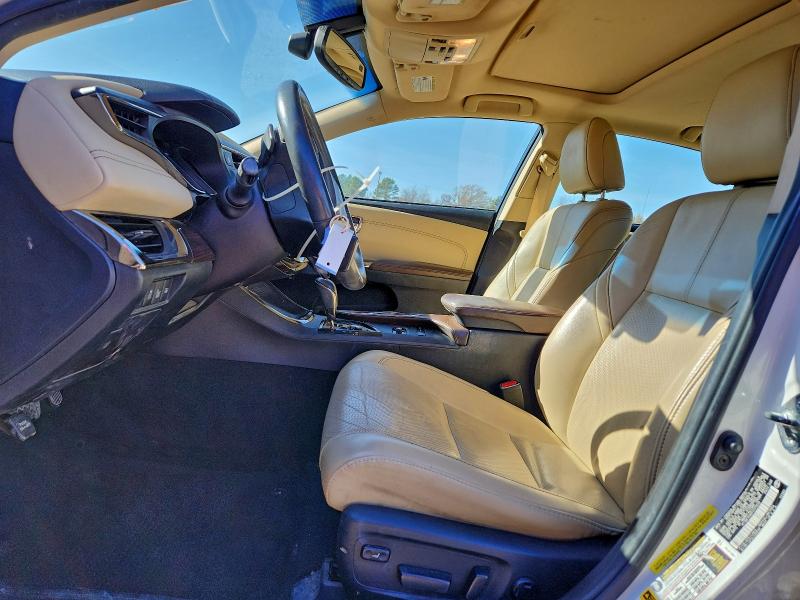 Photo 7 from auction – 2015 TOYOTA AVALON XLE with VIN 4T1BK1EB0FU175638