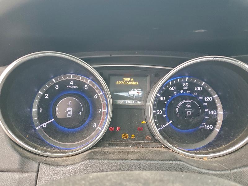 Photo 9 from auction – 2014 HYUNDAI SONATA SE with VIN 5NPEC4AB7EH911604