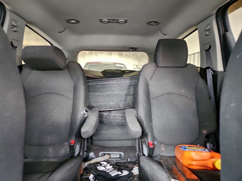 Photo 10 from auction – 2011 CHEVROLET TRAVERSE L with VIN 1GNKRGED0BJ104561