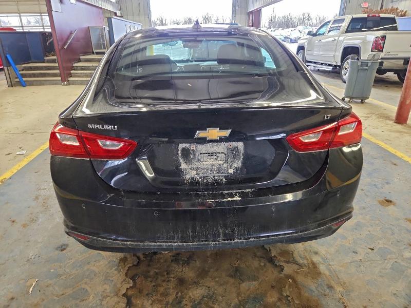 Photo 6 from auction – 2016 CHEVROLET MALIBU LT with VIN 1G1ZE5ST8GF328229