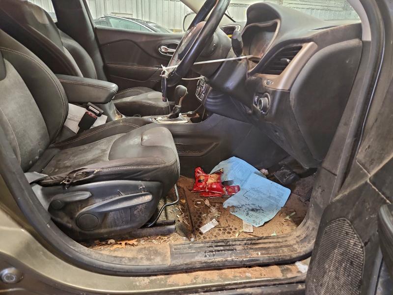 Photo 7 from auction – 2015 JEEP CHEROKEE S with VIN 1C4PJMAB6FW594361