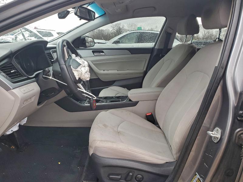 Photo 7 from auction – 2019 HYUNDAI SONATA with VIN 5NPE34AF6KH764674