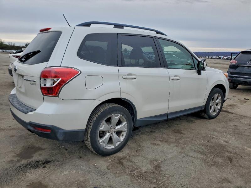 Photo 3 from auction – 2014 SUBARU FORESTER 2 with VIN JF2SJAEC7EH404910