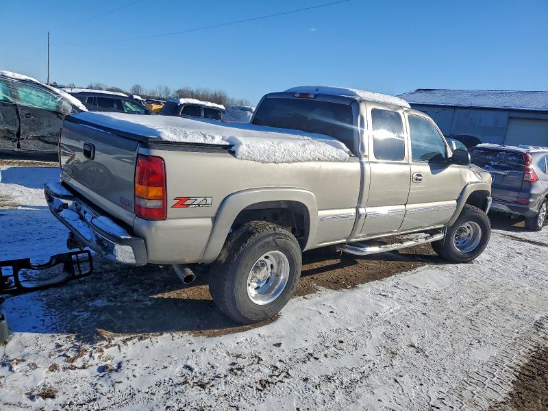 Photo 3 from auction – 2002 GMC NEW SIERRA with VIN 2GTEK19T021379317