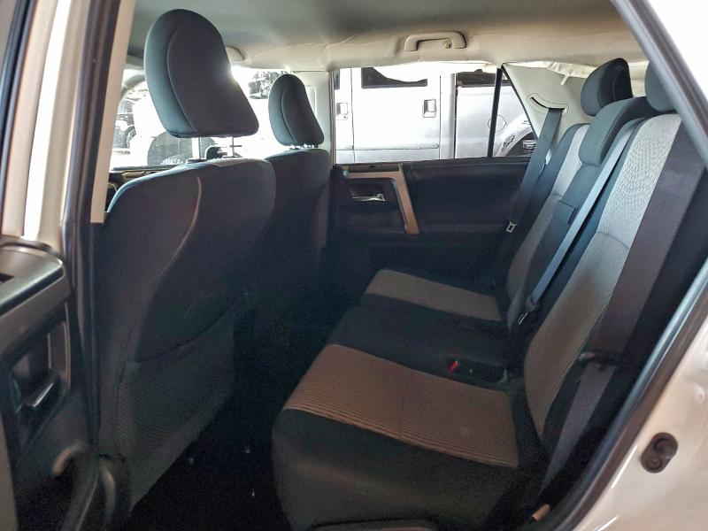 Photo 11 from auction – 2015 TOYOTA 4RUNNER SR with VIN JTEZU5JR9F5093422