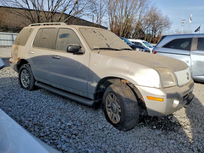 Photo 4 from auction – 2002 MERCURY MOUNTAINEE with VIN 4M2DU86W22ZJ41130