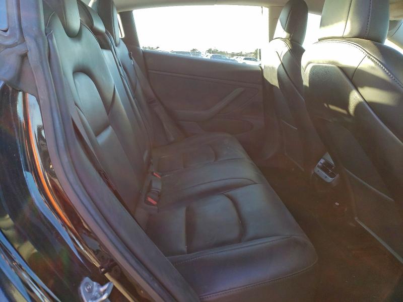 Photo 10 from auction – 2019 TESLA MODEL 3 with VIN 5YJ3E1EB3KF438434
