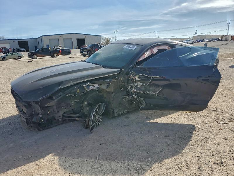 FORD MUSTANG 2016 with VIN 1FA6P8THXG5260396 - Photo from auction