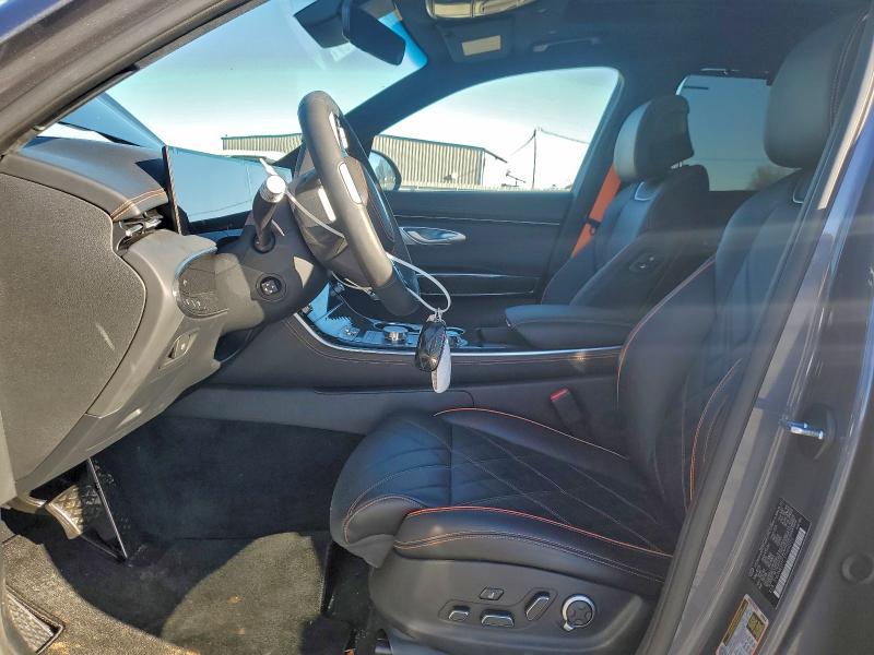 Photo 7 from auction – 2026 GENESIS GV70 SPORT with VIN 5NMMEDTC3TH040755