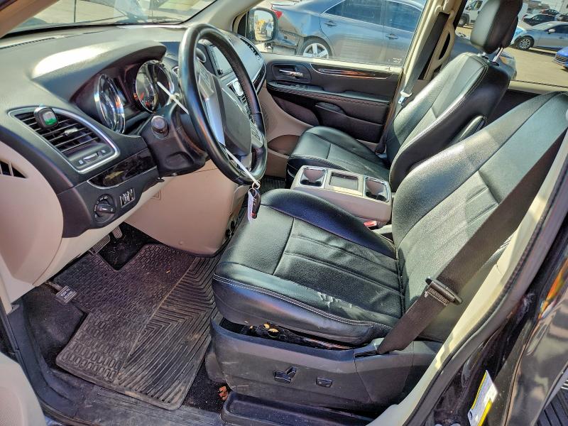 Photo 7 from auction – 2012 CHRYSLER TOWN & COU with VIN 2C4RC1BG5CR387797
