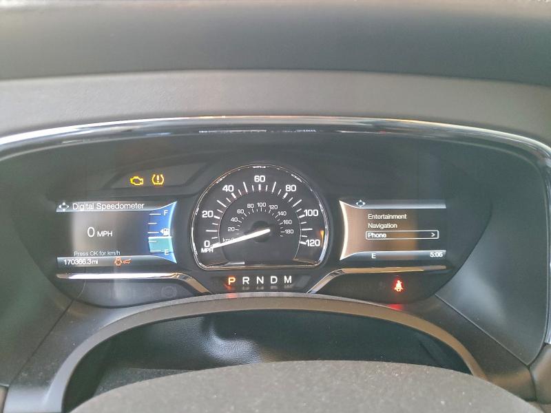 Photo 9 from auction – 2015 LINCOLN NAVIGATOR with VIN 5LMJJ2HT2FEJ13870