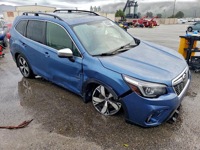Photo 4 from auction – 2020 SUBARU FORESTER T with VIN JF2SKAXC9LH527678
