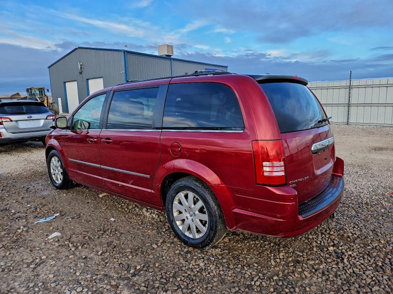 Photo 2 from auction – 2010 CHRYSLER TOWN & COU with VIN 2A4RR8DXXAR322326
