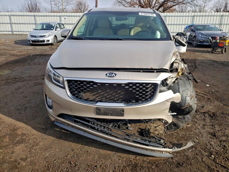 Photo 5 from auction – 2015 KIA SEDONA EX with VIN KNDMC5C19F6019646