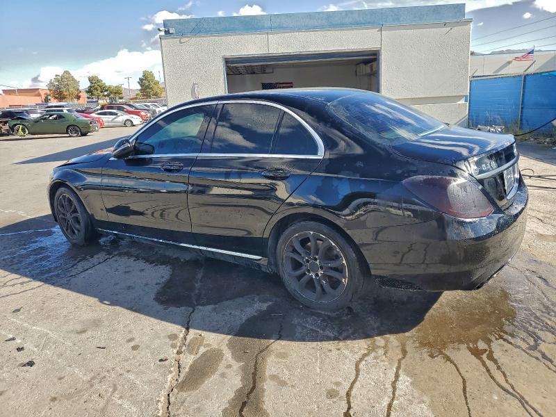 Photo 2 from auction – 2017 MERCEDES-BENZ C 300 with VIN 55SWF4JB1HU217469