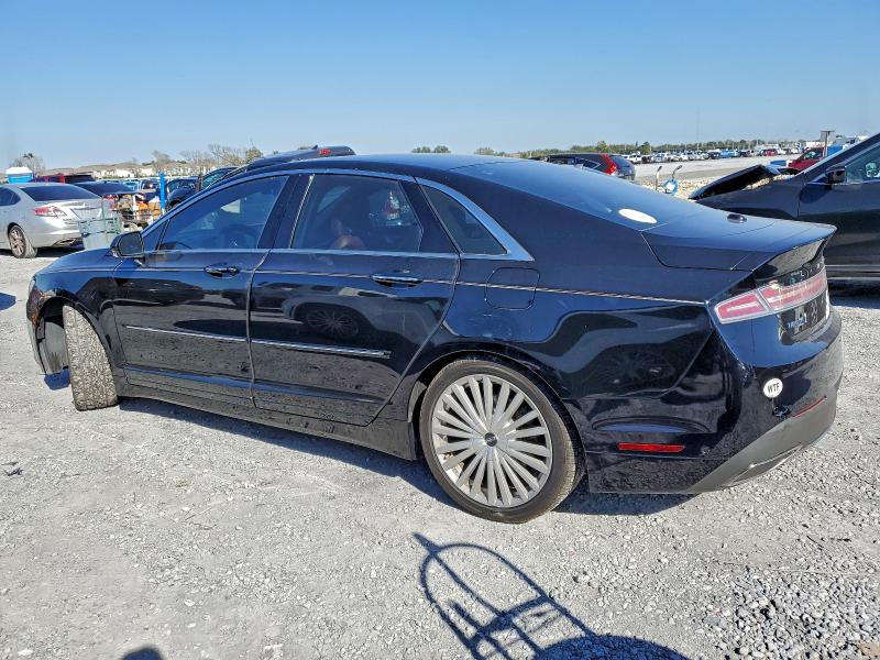 Photo 2 from auction – 2017 LINCOLN MKZ with VIN 3LN6L5MU1HR636039