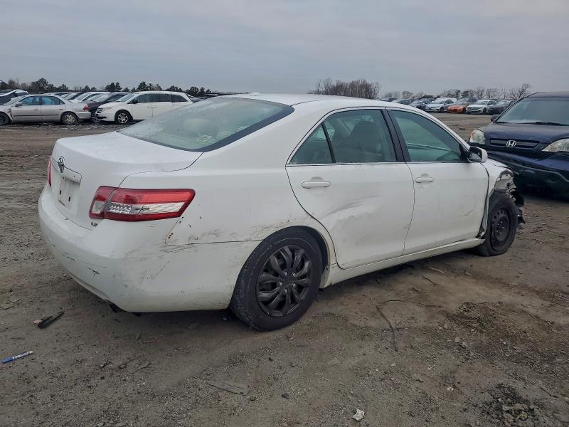 Photo 3 from auction – 2011 TOYOTA CAMRY BASE with VIN 4T1BF3EK2BU750123