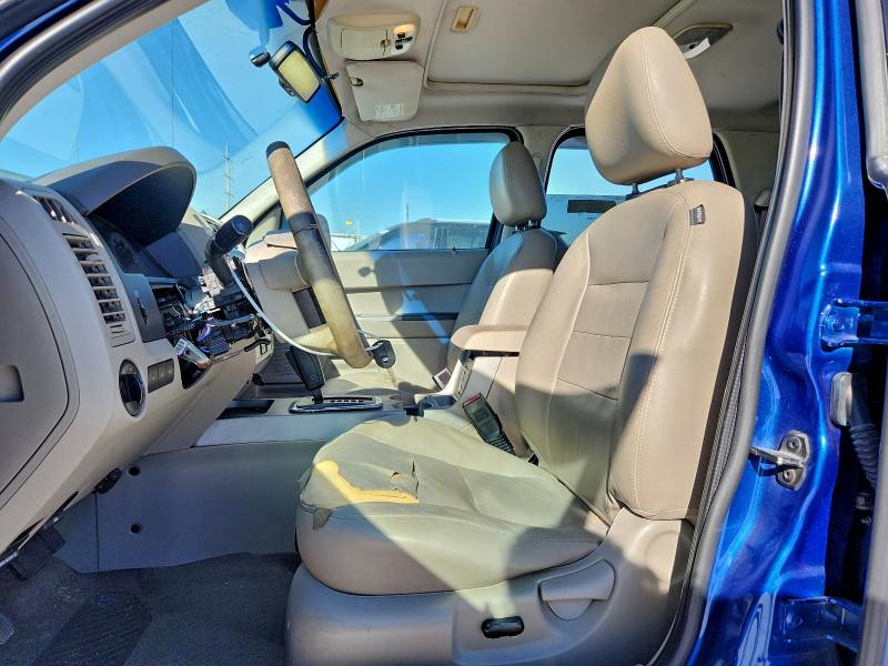 Photo 7 from auction – 2008 FORD ESCAPE XLT with VIN 1FMCU93ZX8KE00398